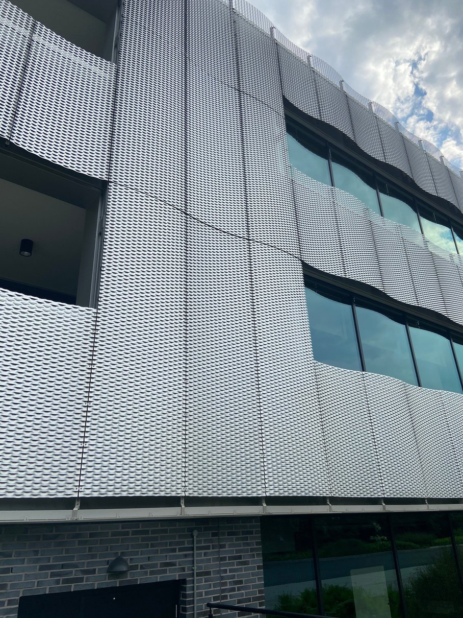 Metal cladding building